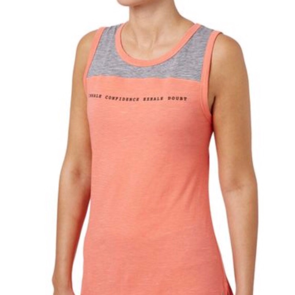 Ladies Reebok graphic tank size small